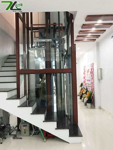 Thang máy lồng kính - quan sát 1