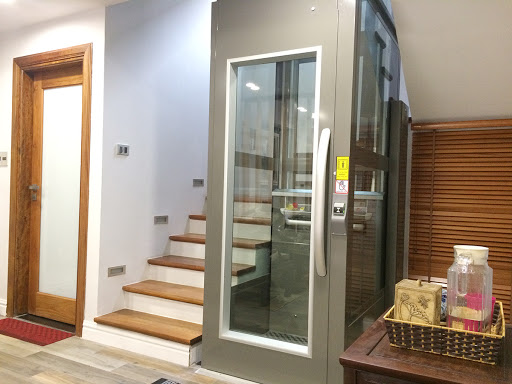 Thang máy gia đình 1